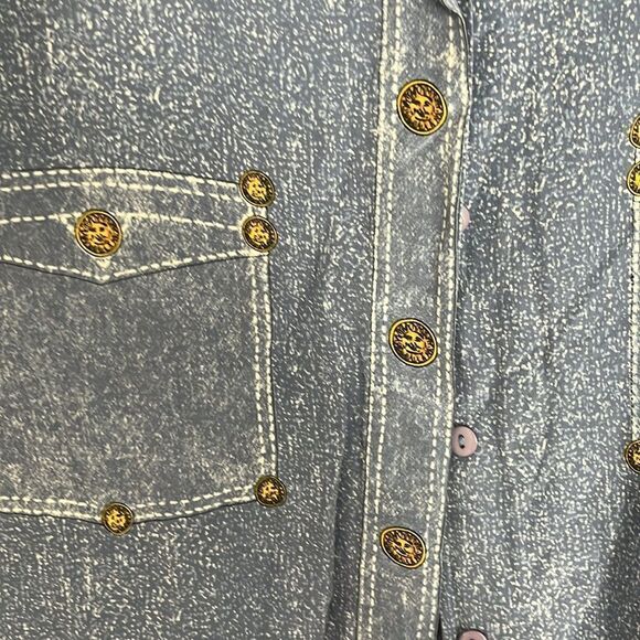 Bloomingdale’s Vintage 100% Silk Lions Head Print Button Down Blouse RARE - Picture 3 of 8